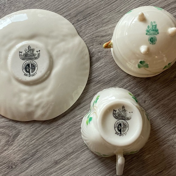 Belleek Fermanagh Irish Hand Painted Shamrock Tea Cup, Saucer and Sugar Bowl - Picture 3 of 3